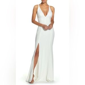 Dress the Population Iris Slit Crepe Gown in Off White Size M